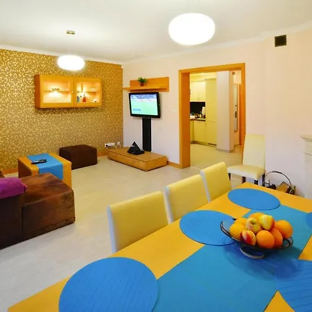 Comfortable With A Private Garden