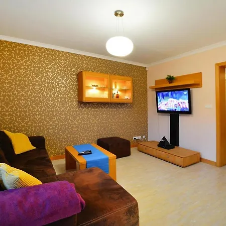 Comfortable With A Private Garden Grzybowo (West Pomeranian)