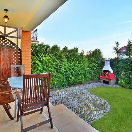 Prázdninový dům Comfortable With A Private Garden